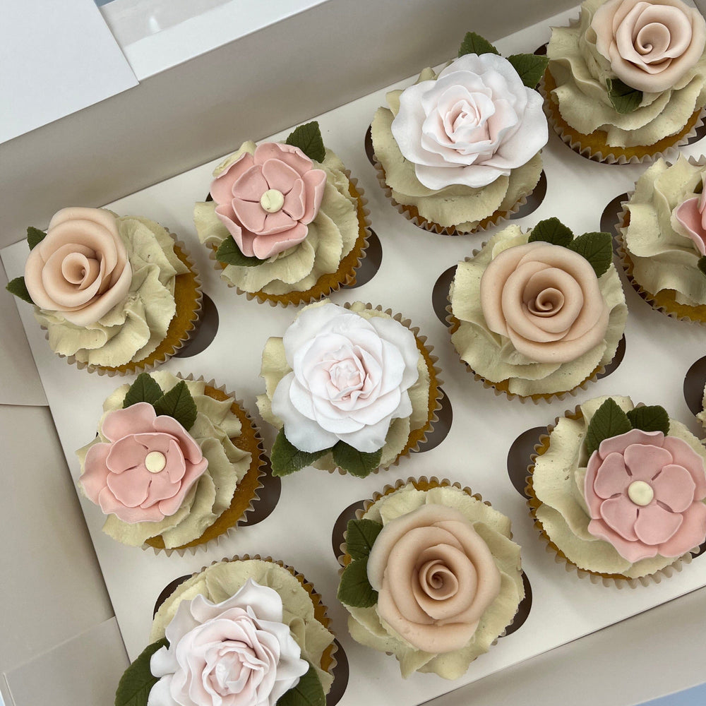 
            
                Load image into Gallery viewer, Roses and Daisies Sugar Flower Cupcake Gift Box Vanilla Pod Bakery 6x Cupcakes 
            
        