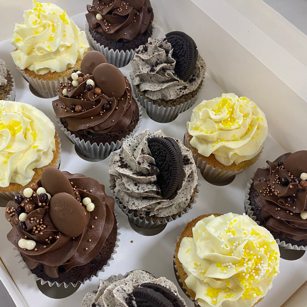 
            
                Load image into Gallery viewer, Birthday Cupcake Selection Gift Box Vanilla Pod Bakery 
            
        