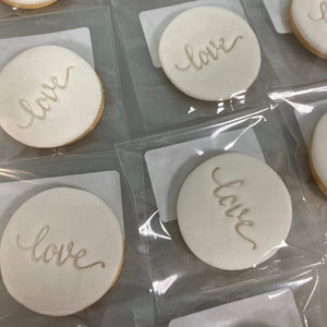 Wedding favour biscuits