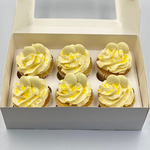 
            
                Load image into Gallery viewer, Lemon &amp;amp; White Chocolate Cupcakes - Limited Edition Vanilla Pod Bakery 6x Cupcakes 
            
        